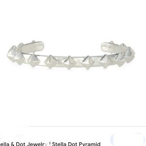 Stella & Dot pyramid bracelet